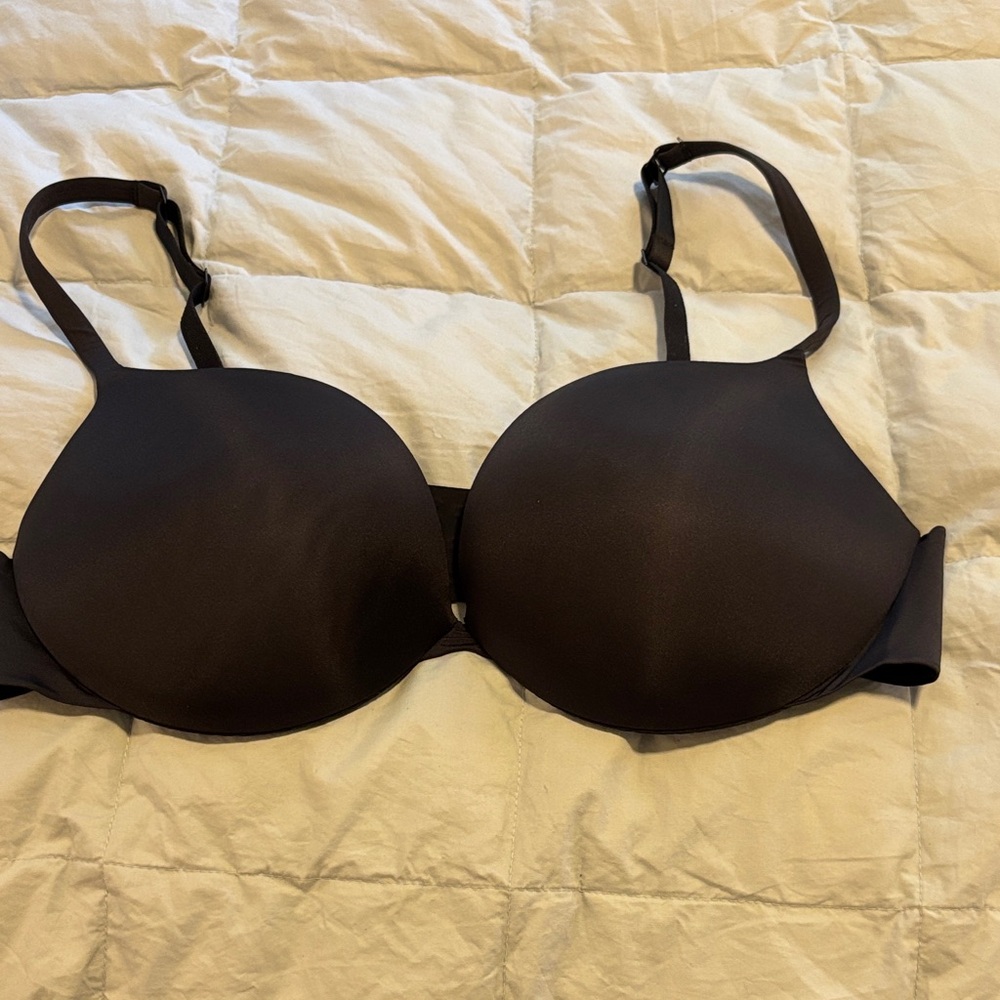 Skims  Black push-up T-Shirt Bra 38C